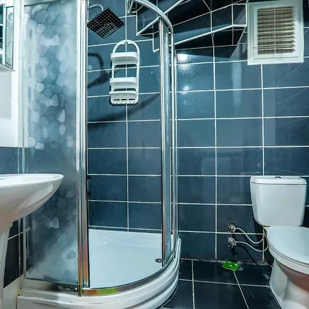 And Spacious Flat In Atasehir דירה *