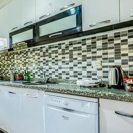 And Spacious Flat In Atasehir * Estambul